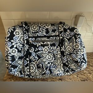 Vera Bradley Small Duffle Snow Lotus